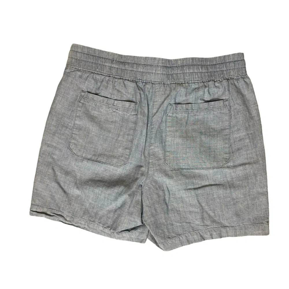 EUC Talbots Chambray Pull-on Shorts (E-1) - Picture 3 of 7